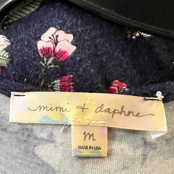 Mimi & Daphne Blue Floral 3/4 Sleeve Pleated Fit & Flare maxi dress size M - Picture 5 of 9